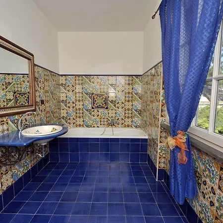 Lucia Aurora Villa