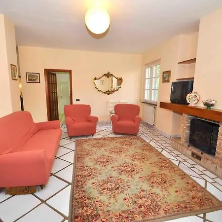 Lucia Aurora Villa *